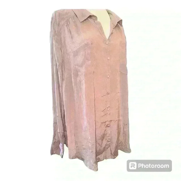Torrid Madison taupe blouse - Picture 3 of 7